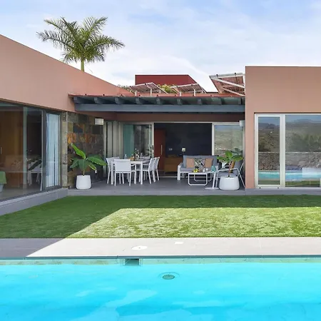 Vila Salobre Golf Ocho Luxury Retreat In Gran Canaria Private Outdoor Heatable Pool Bbq Facilities Shaded Outdoor Dining Area Salobre Golf,