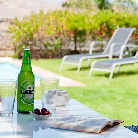 Salobre Golf Ocho Luxury Retreat In Gran Canaria Private Outdoor Heatable Pool Bbq Facilities Shaded Outdoor Dining Area Salobre Golf, * Las Palmas de Gran Canaria